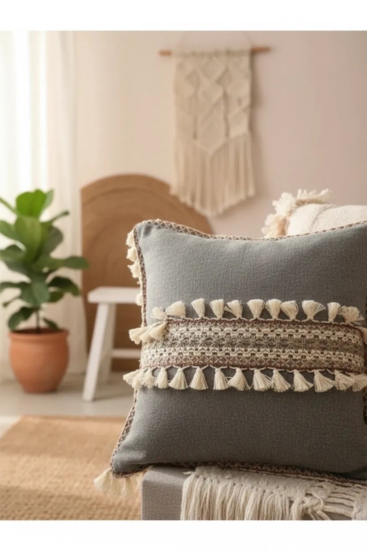 NDC HOME Antrasit Şeritli Ponponlu Kırlent Kırlent Kılıfı(43x43)